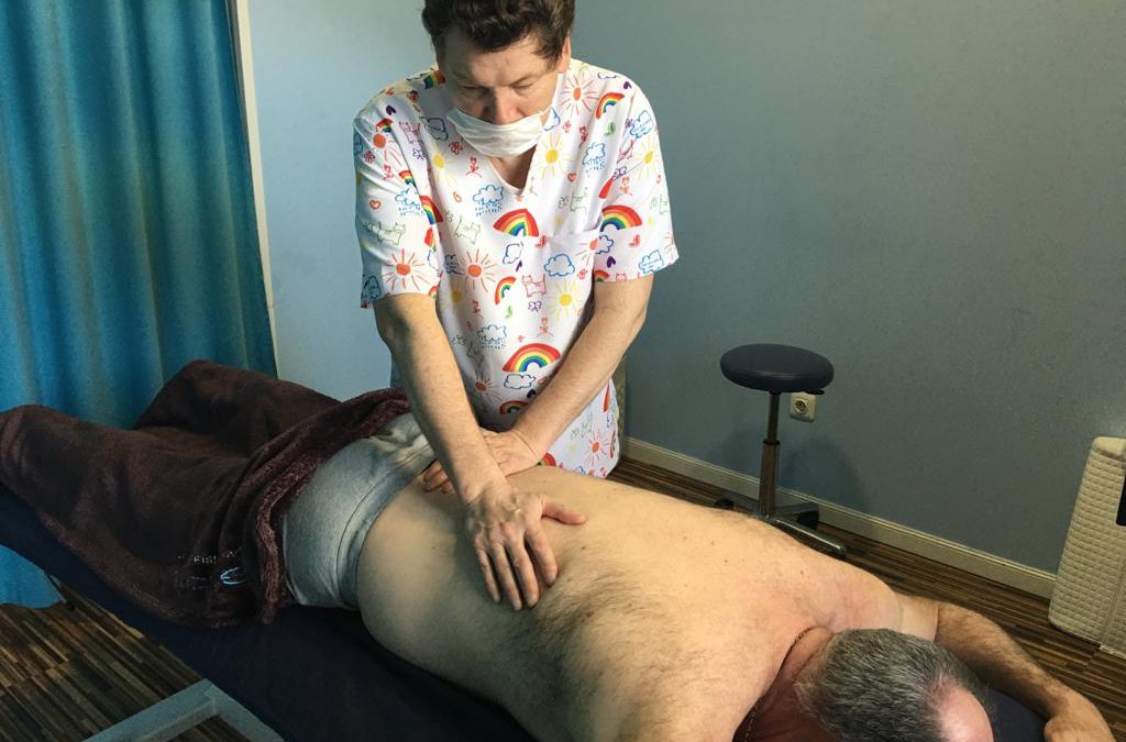 Cómo distinguir una protusión discal de una hernia y encontrarle solución efectiva